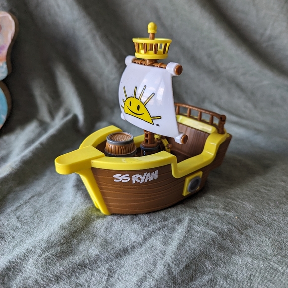 Ryan's World Pirate Ship Toy SS Ryan Bonkers  6" Brown Yellow Sun Playset Boat 1 - Picture 8 of 12